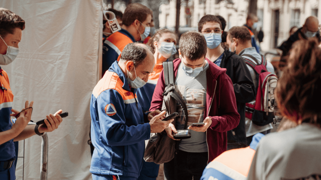 Les bénévoles de la Protection Civile et la gestion des mesures sanitaires.